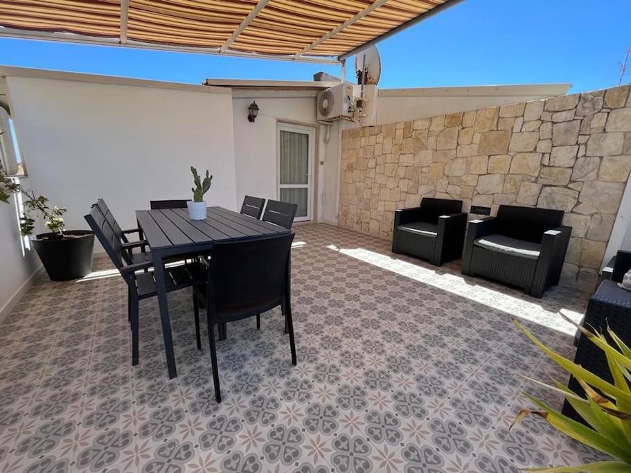 Domus Claudia - Casa Vacanze Syracuse Bagian luar foto
